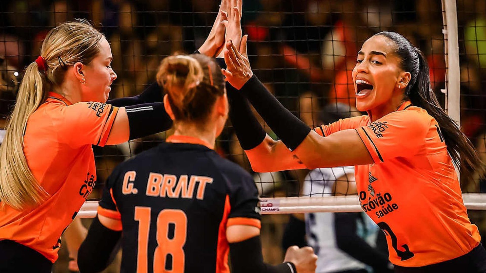 Osasco garante lugar no pódio do Mundial de Clubes feminino de vôlei