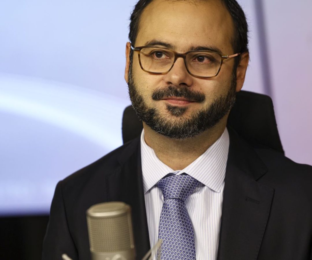 Governo avalia aumento de contratação pelo MEI com o fim da 6x1