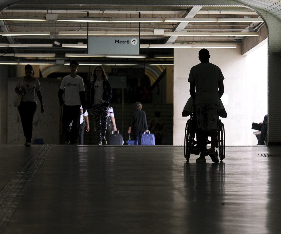 Estelionato contra PcD passa a ser alvo de ação penal incondicionada — Senado Notícias