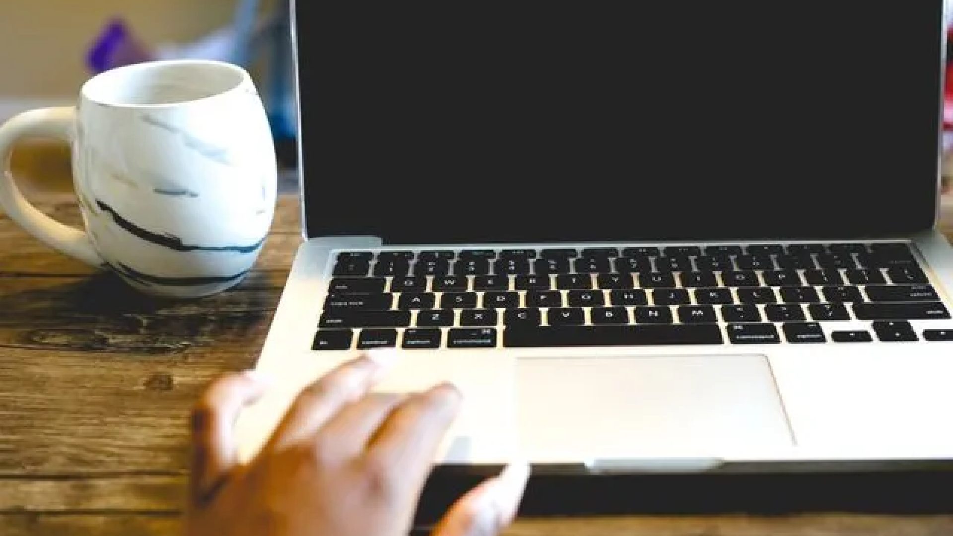 IFRS recebe inscrições para cursos gratuitos, totalmente online, de espanhol, inglês, LIBRAS, literatura, contação de histórias e português