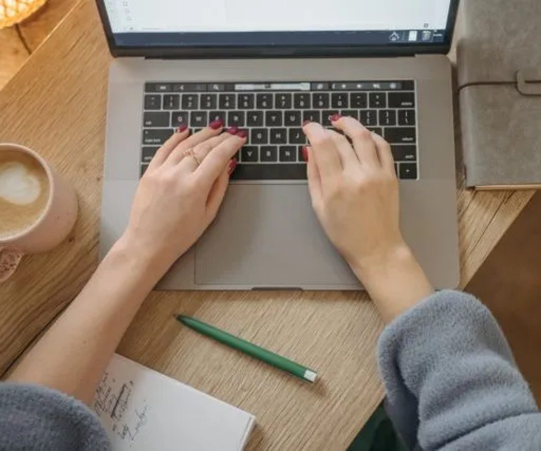 Faculdade Engenheiro Salvador Arena promove Projeto de Férias com cursos online gratuitos para todo o país