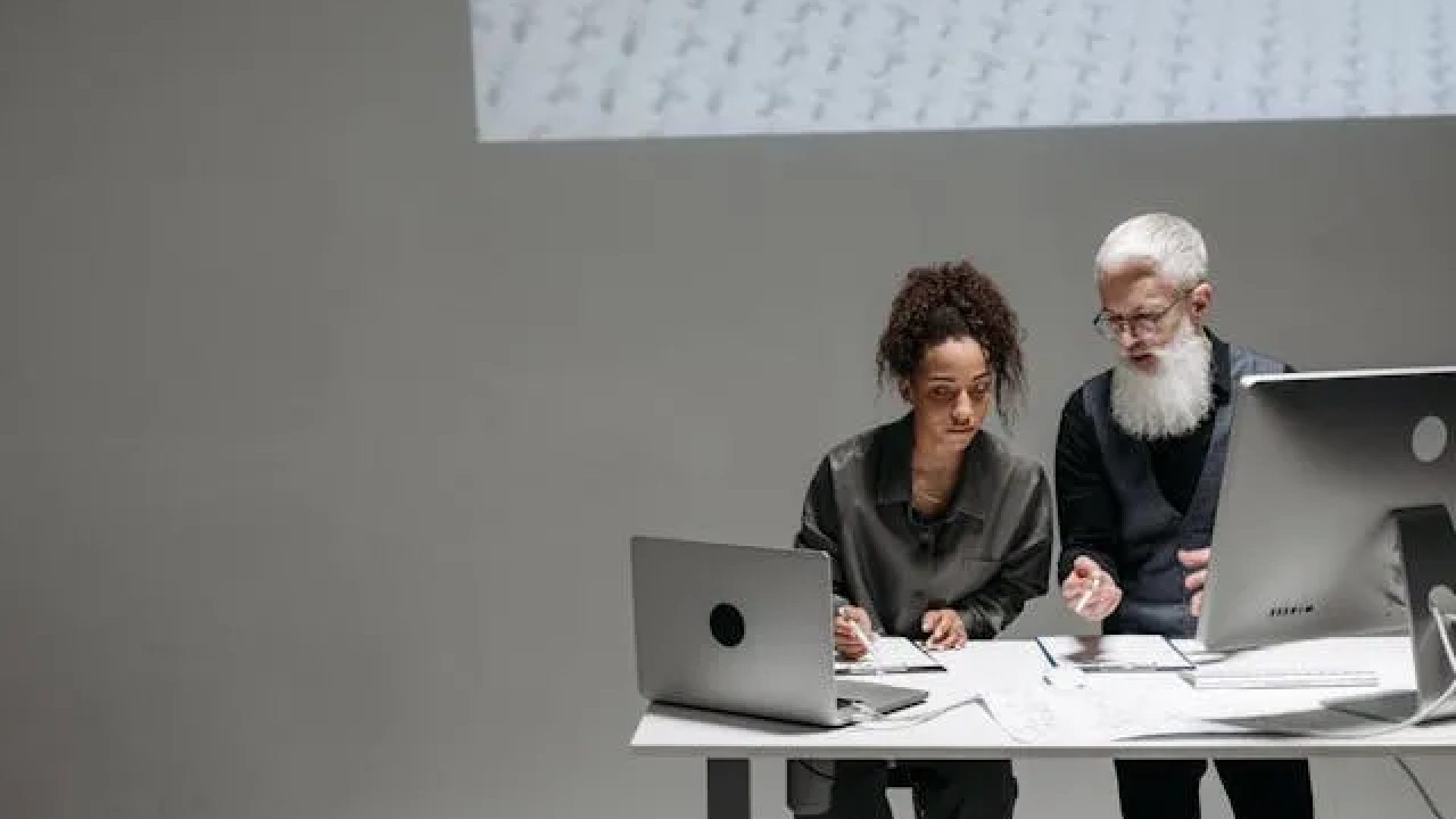 Curso gratuito online sobre Inclusão social e profissional de pessoas com deficiência intelectual ou transtorno do espectro autista recebe inscrições
