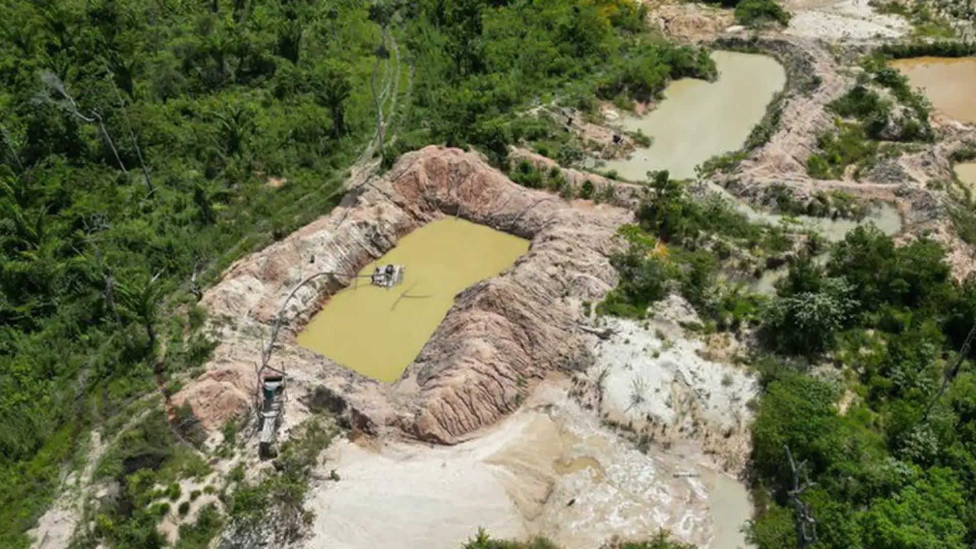 Câmara aprova urgência de texto que facilita garimpo de menor porte