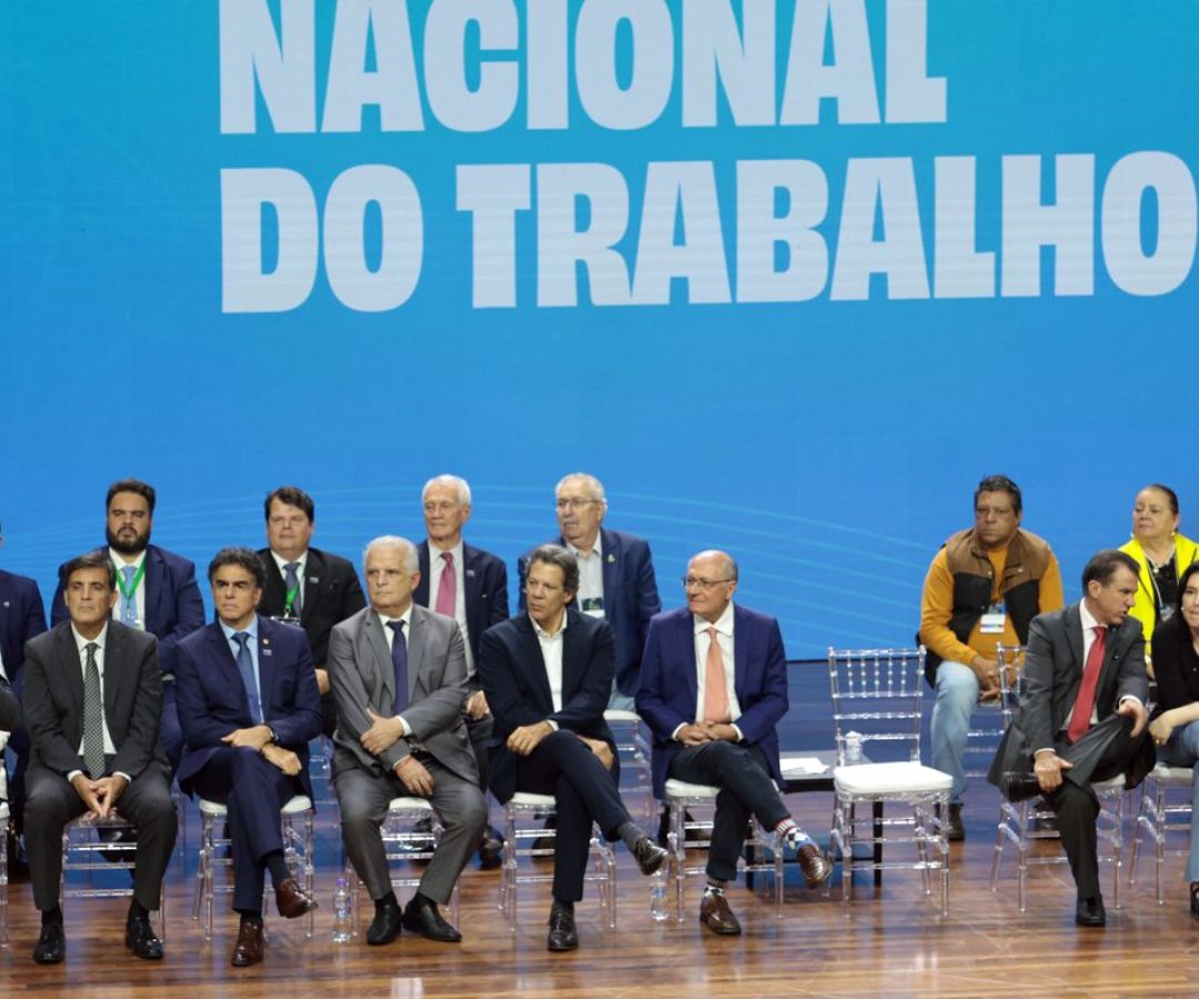 Fim do 6x1: Lula propõe negociação entre patrões, empregados e governo