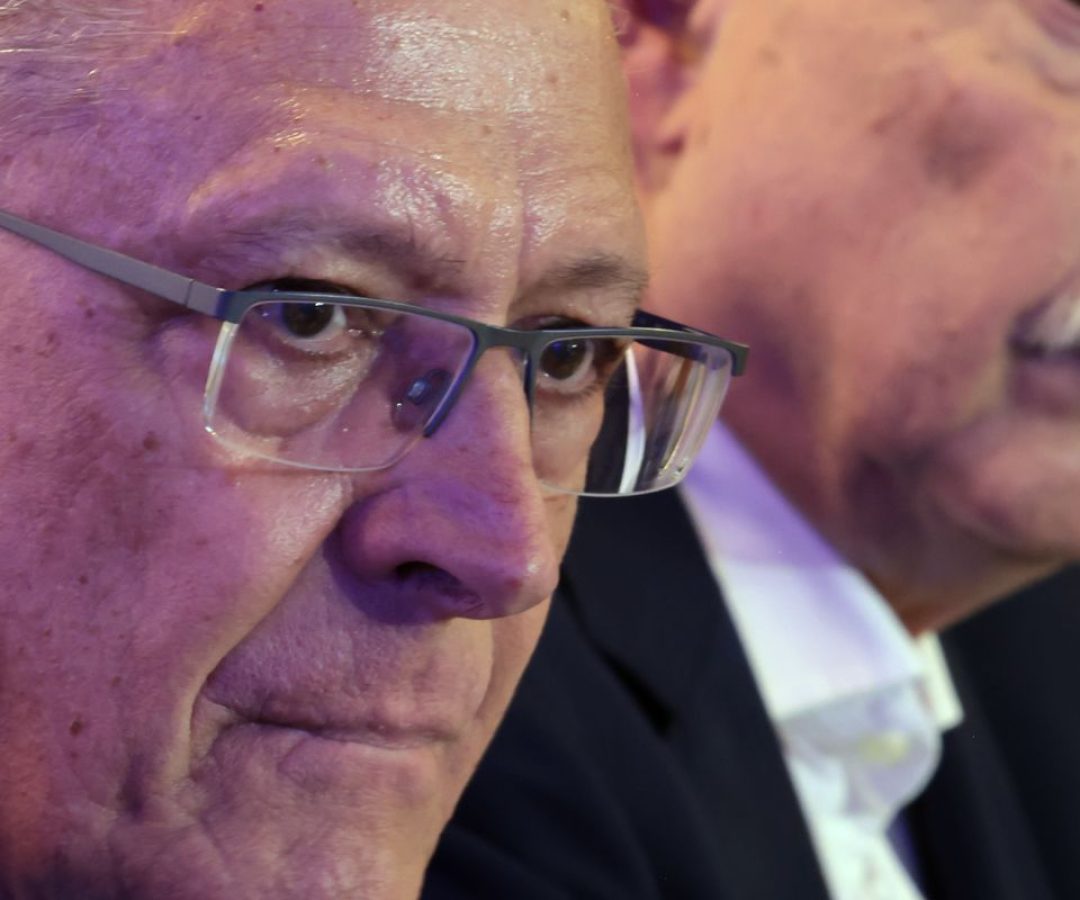 Governo prepara plano para socorrer setores afetados por tarifaço