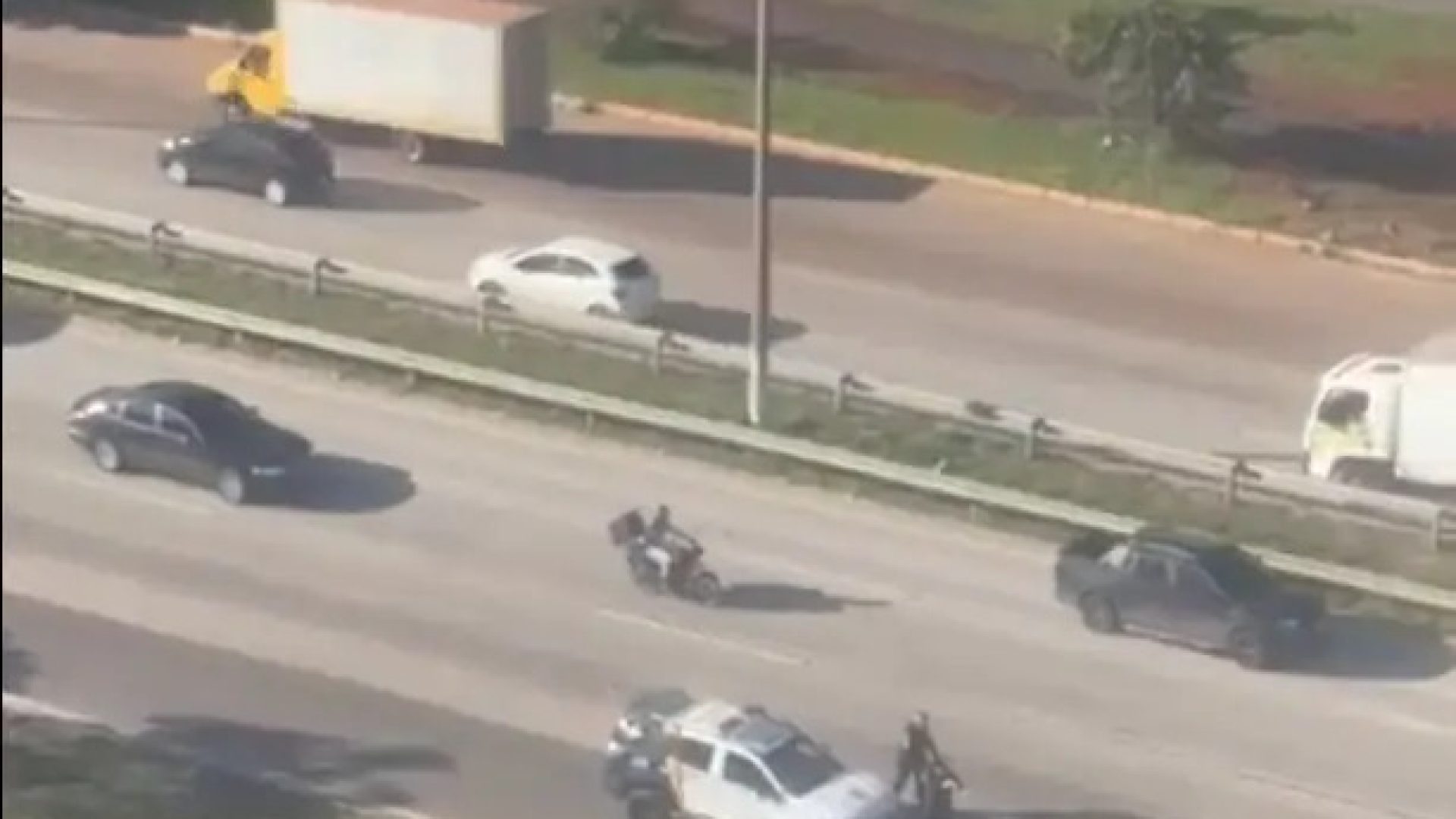 PMDF localiza veículo furtado e prende quatro suspeitos na Estrutural