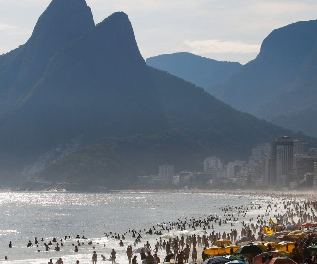 Turismo brasileiro tem faturamento recorde de R$ 185 bi em 2025