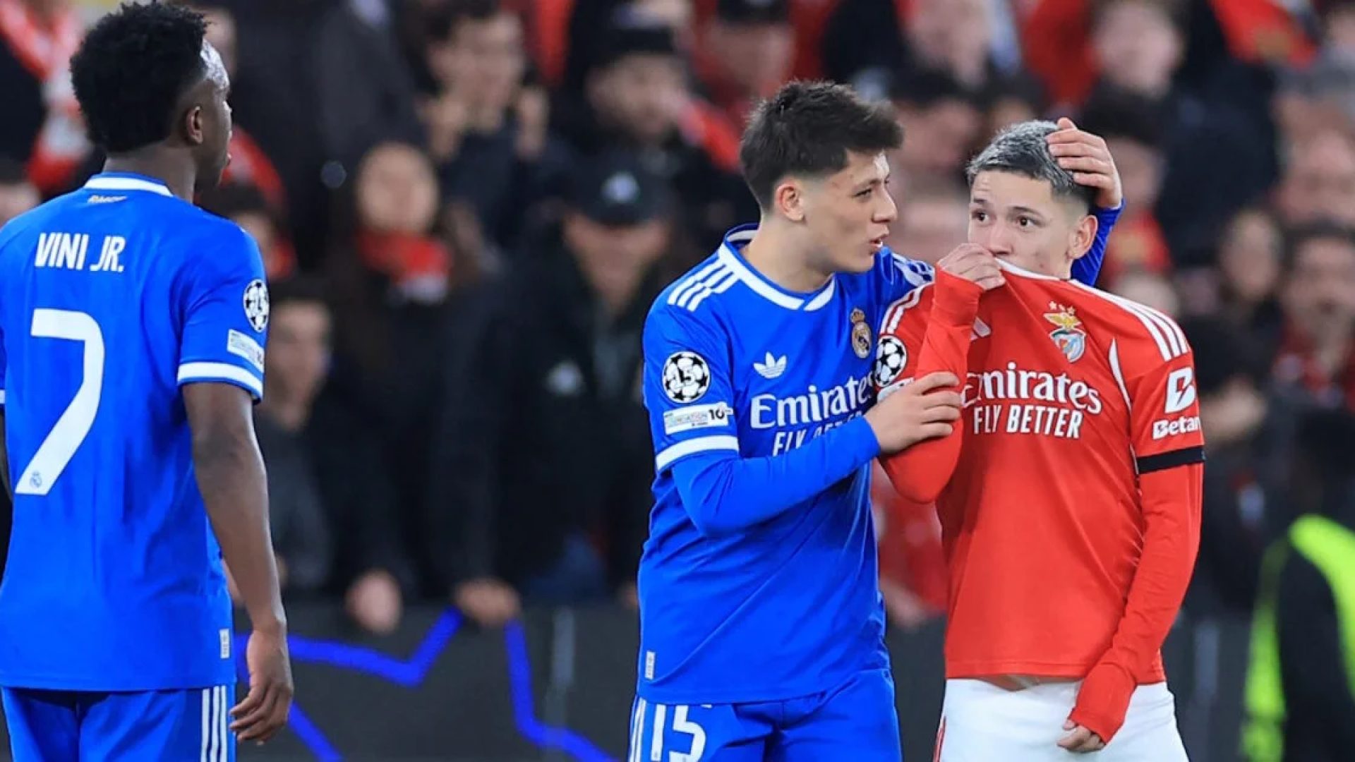 Uefa abre investigação por ‘comportamentos discriminatório’ contra Vini Jr