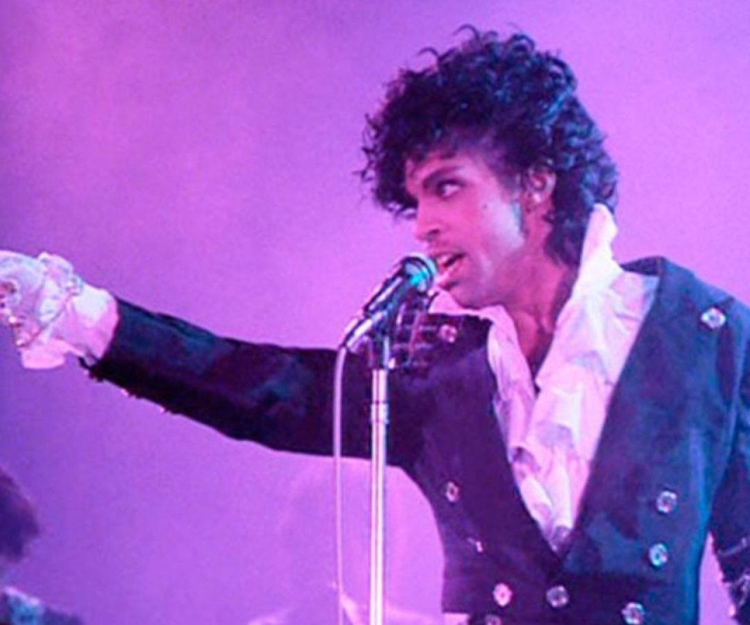 Prince terá novo disco póstumo com inéditas lançado por seu espólio