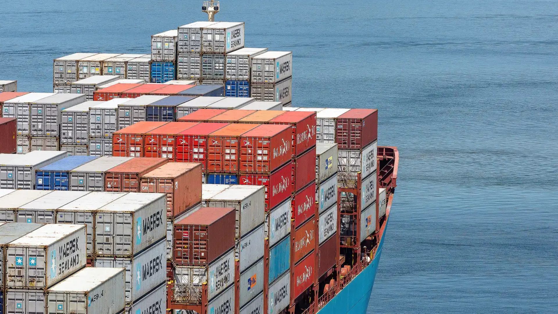 Exportações brasileiras batem recorde em outubro, apesar de tarifaço