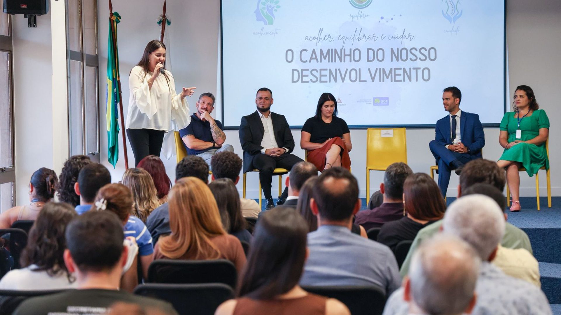 Apoio psicológico e nutricional é ampliado a servidores da assistência social