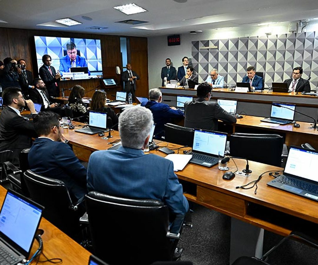 Convocados não comparecem e CPMI do INSS adia depoimentos — Senado Notícias