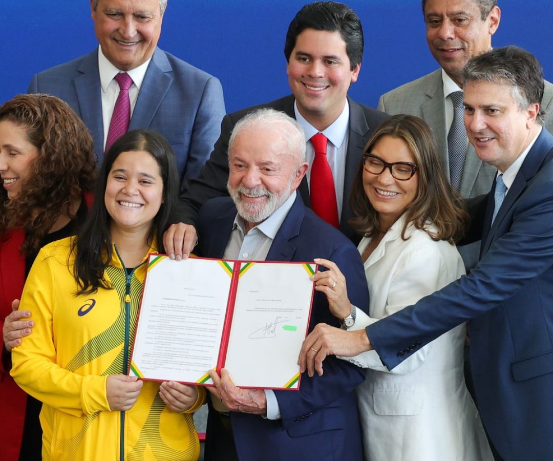 Lula envia para o Congresso projetos que criam a Unind e UFEsporte