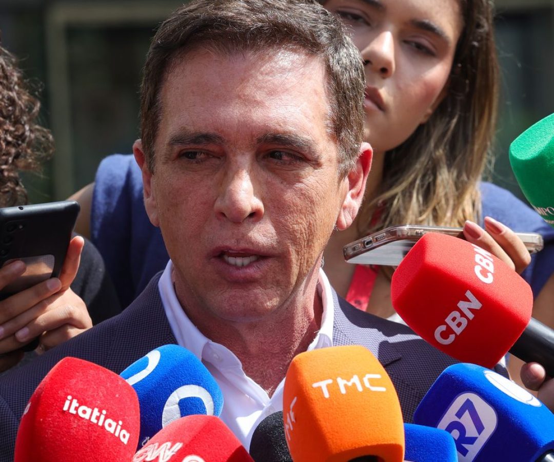 Jair Bolsonaro tem alta hospitalar; ex-presidente já está em casa