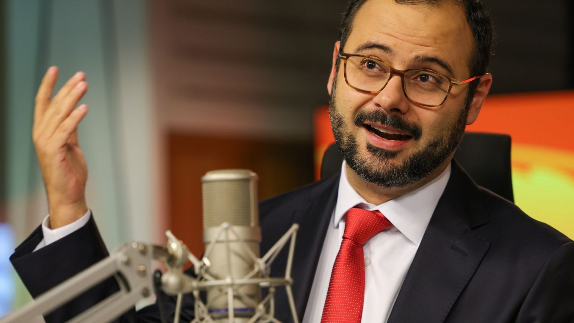 Redução da jornada vai favorecer o empreendodorismo, diz ministro