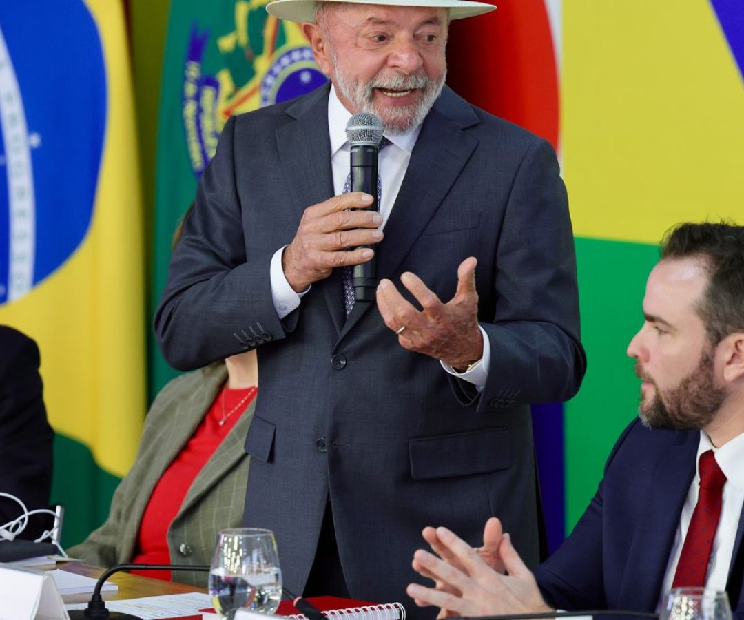 Lula: Desenrola Brasil ajudará população a "tirar corda do pescoço"