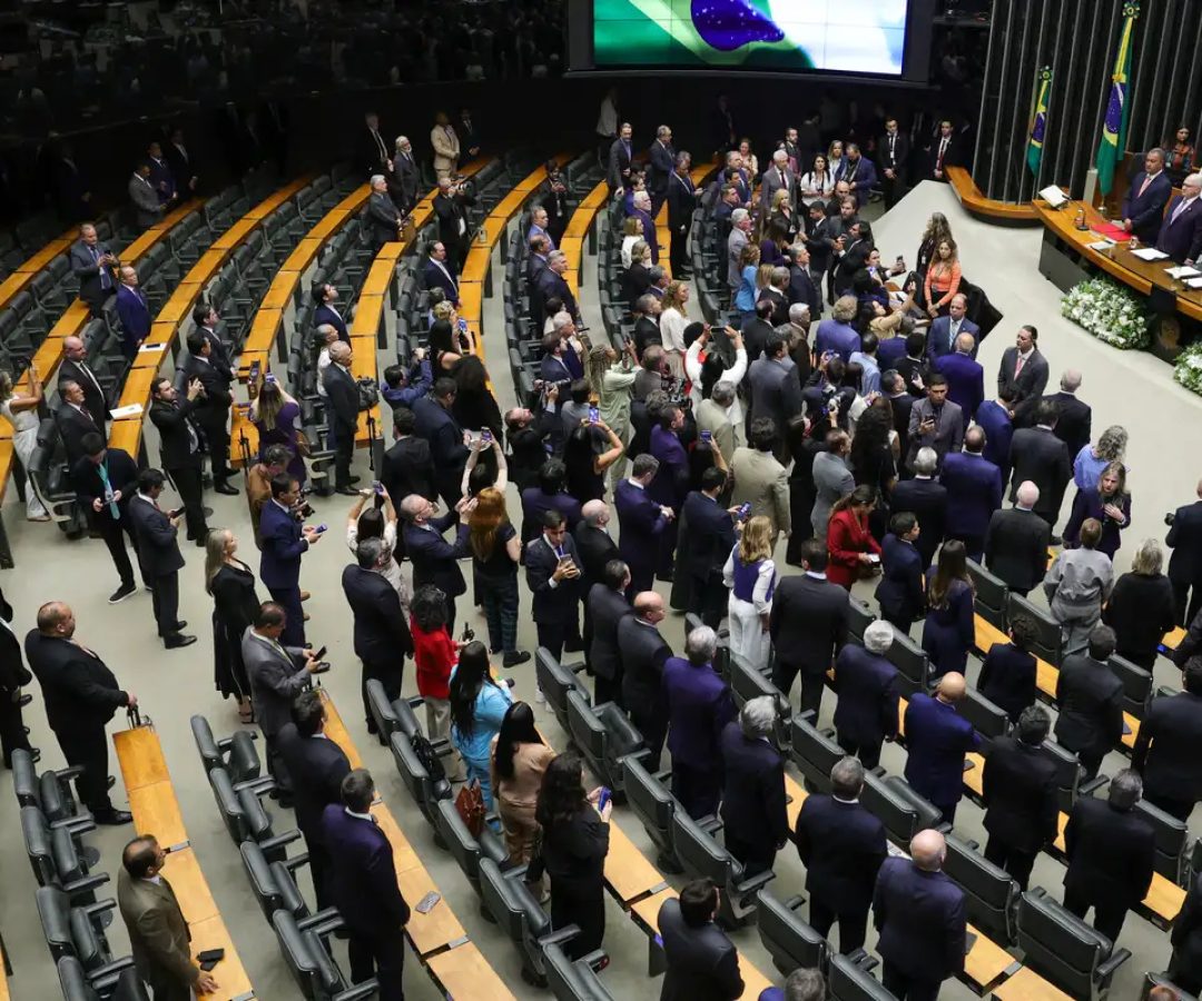 Um terço dos partidos explicou controle de emendas parlamentares