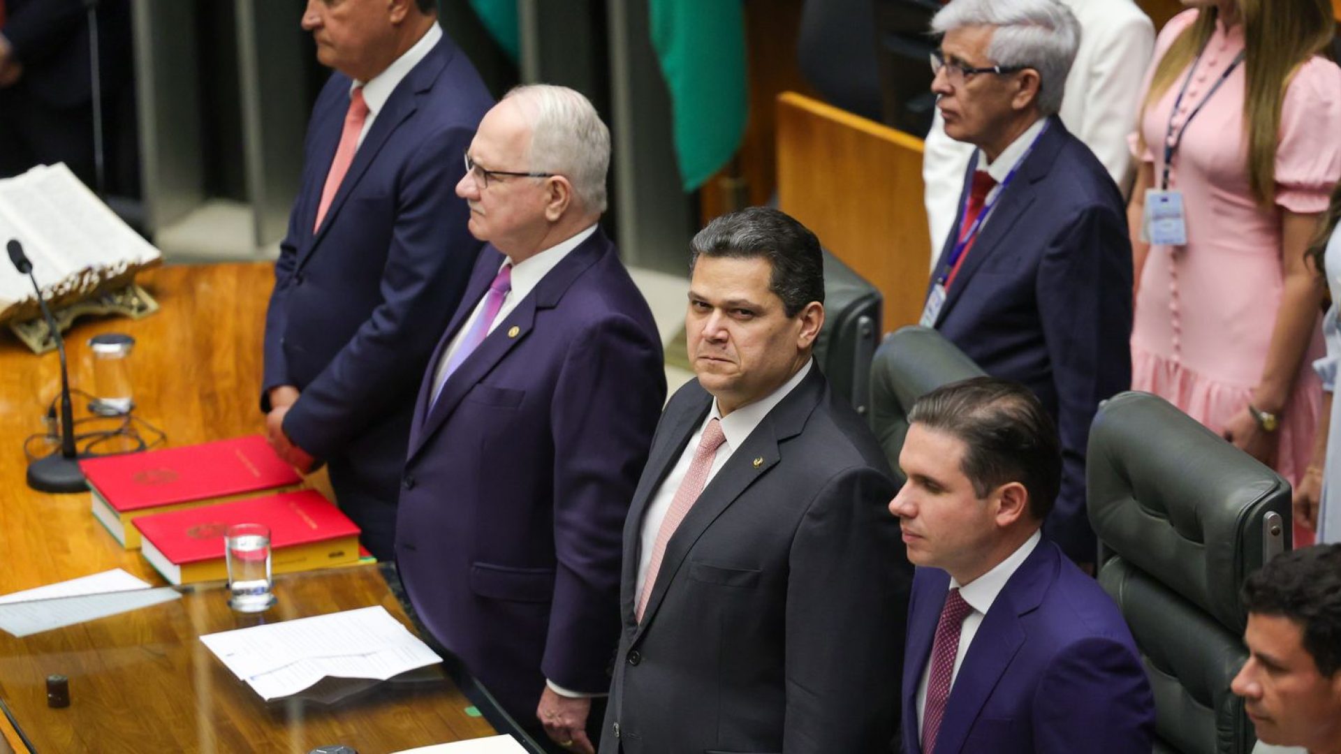 Davi Alcolumbre prega convivência pacífica entre poderes