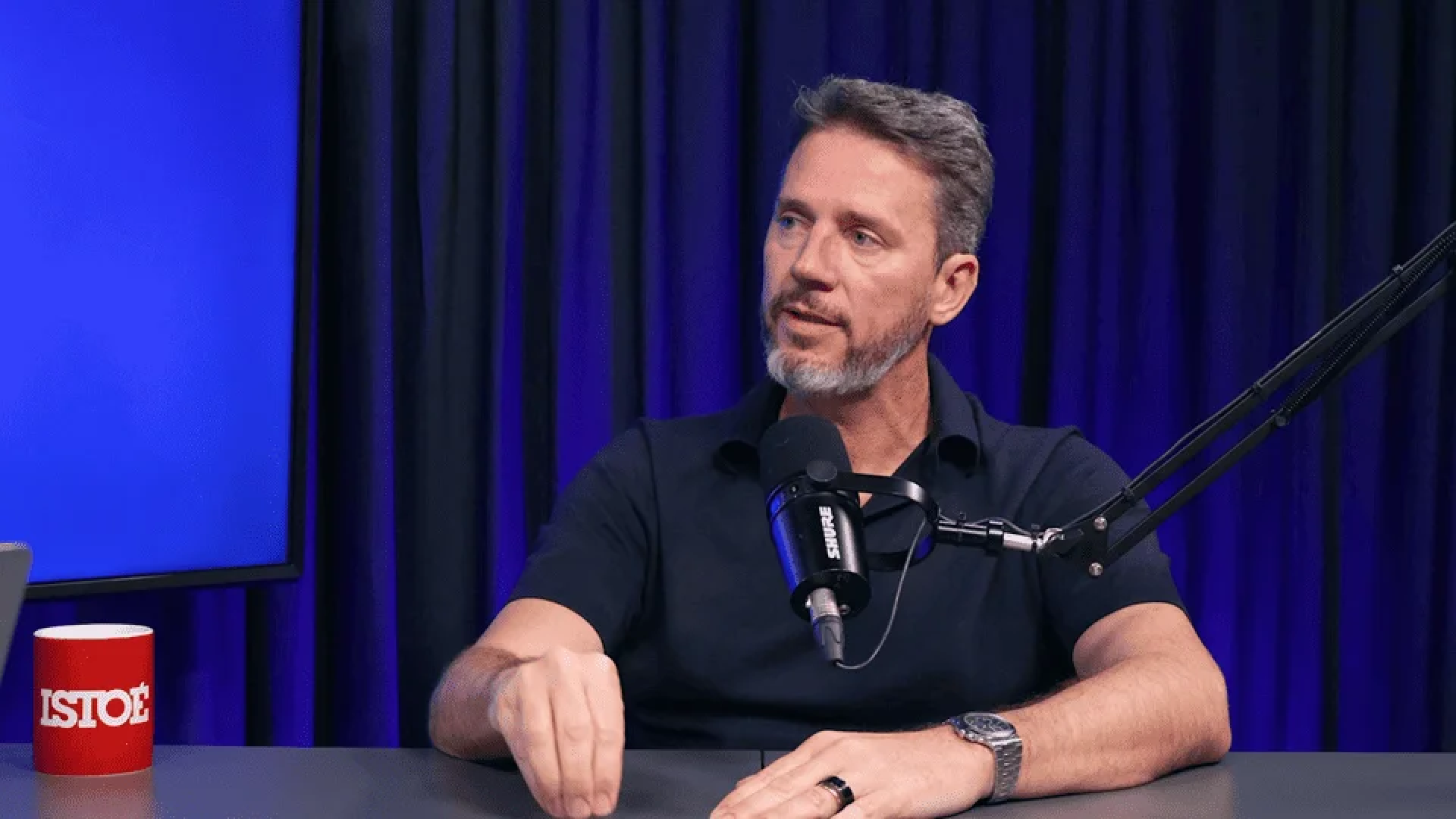 Pedro Bartelle, CEO da Vulcabras, em participação no Dinheiro Entrevista; mizuno; olympikus