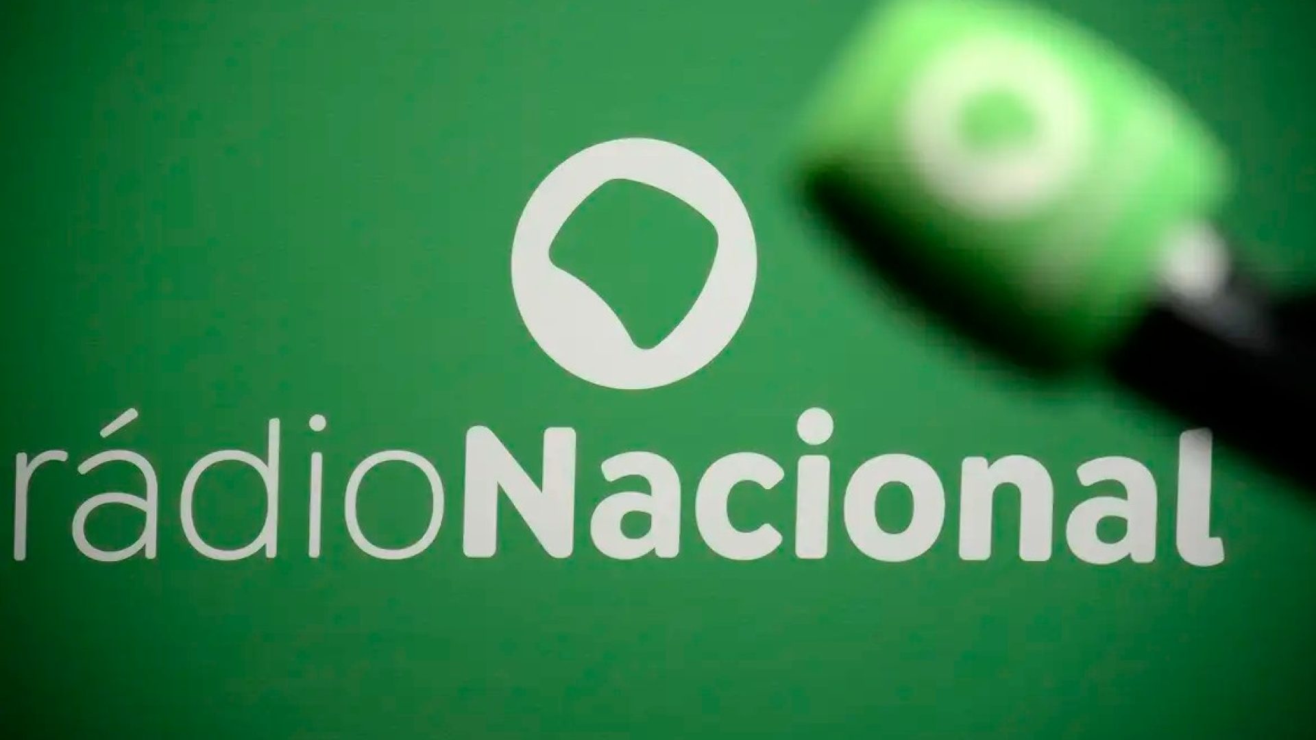 Rádio Nacional FM de Brasília atinge recorde histórico de audiência em 2026