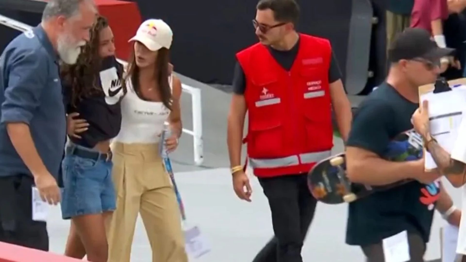 Rayssa Leal se machuca e termina em 4º no Mundial de Skate