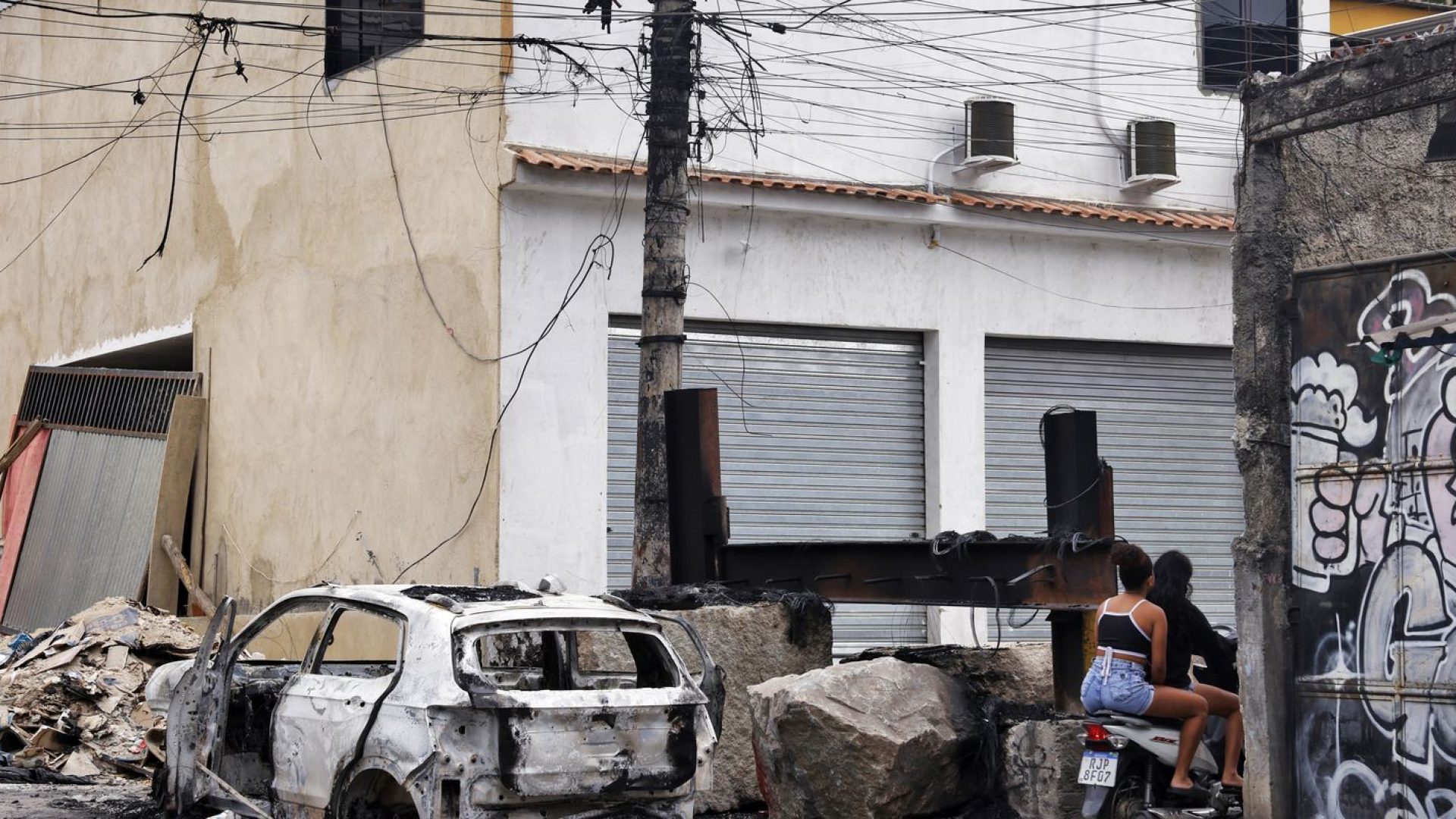Estudo mostra que 4 milhões de pessoas estão sob domínio armado no Rio