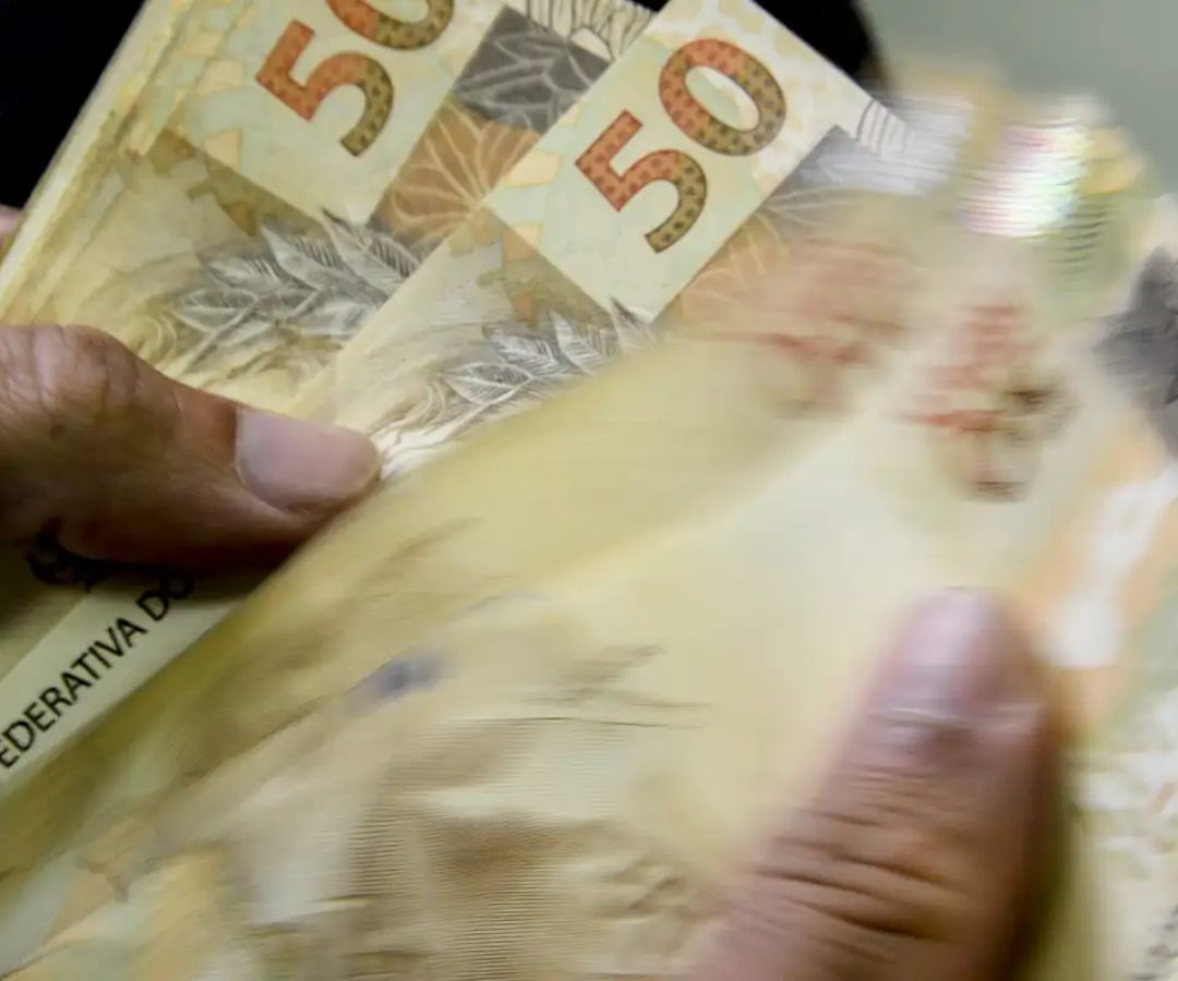 Senado ouve trabalhadores sobre aumento da faixa de isenção do IR