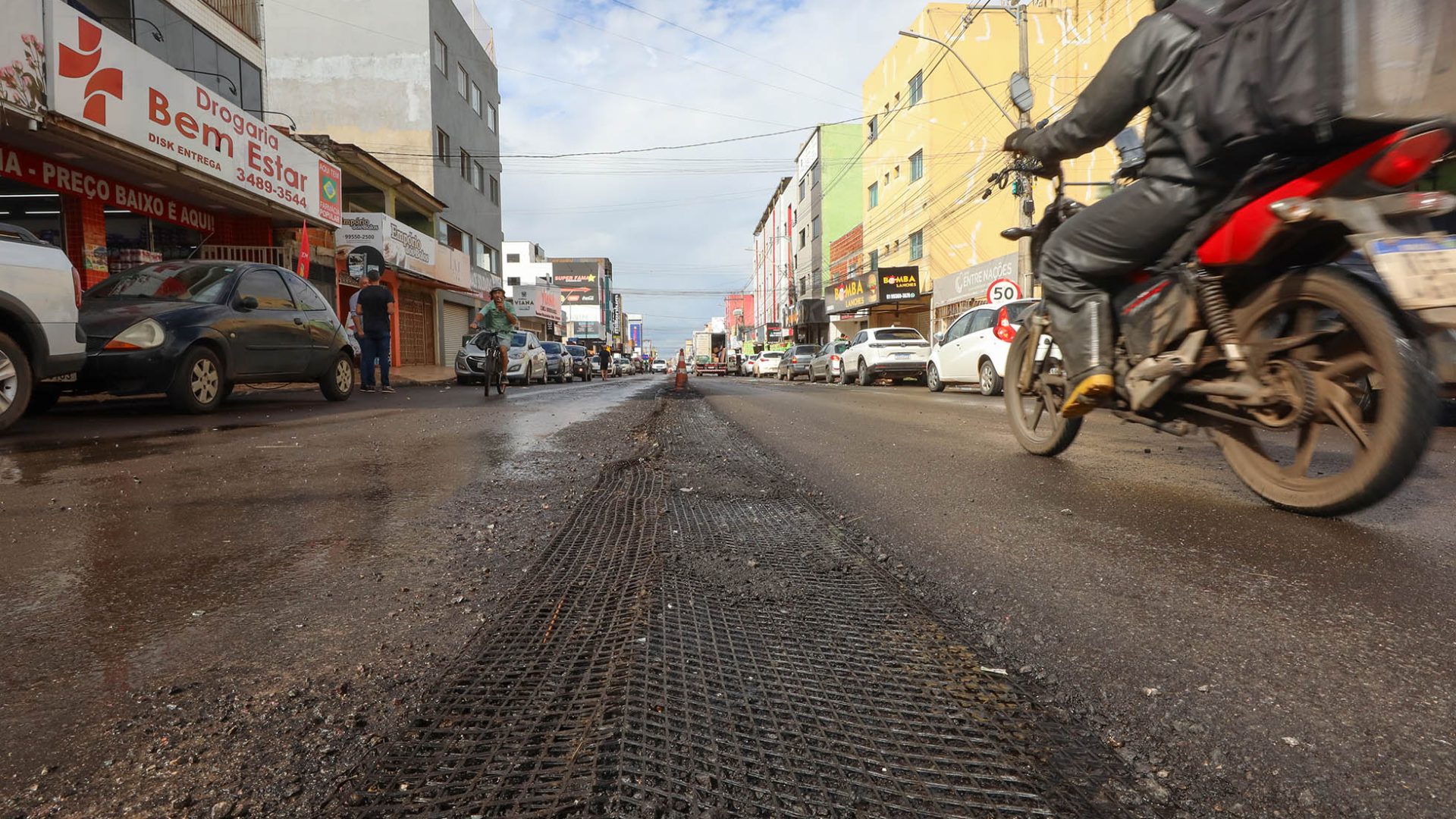 Novacap recapeia Avenida Del Lago no Itapoã com R$ 3,4 milhões