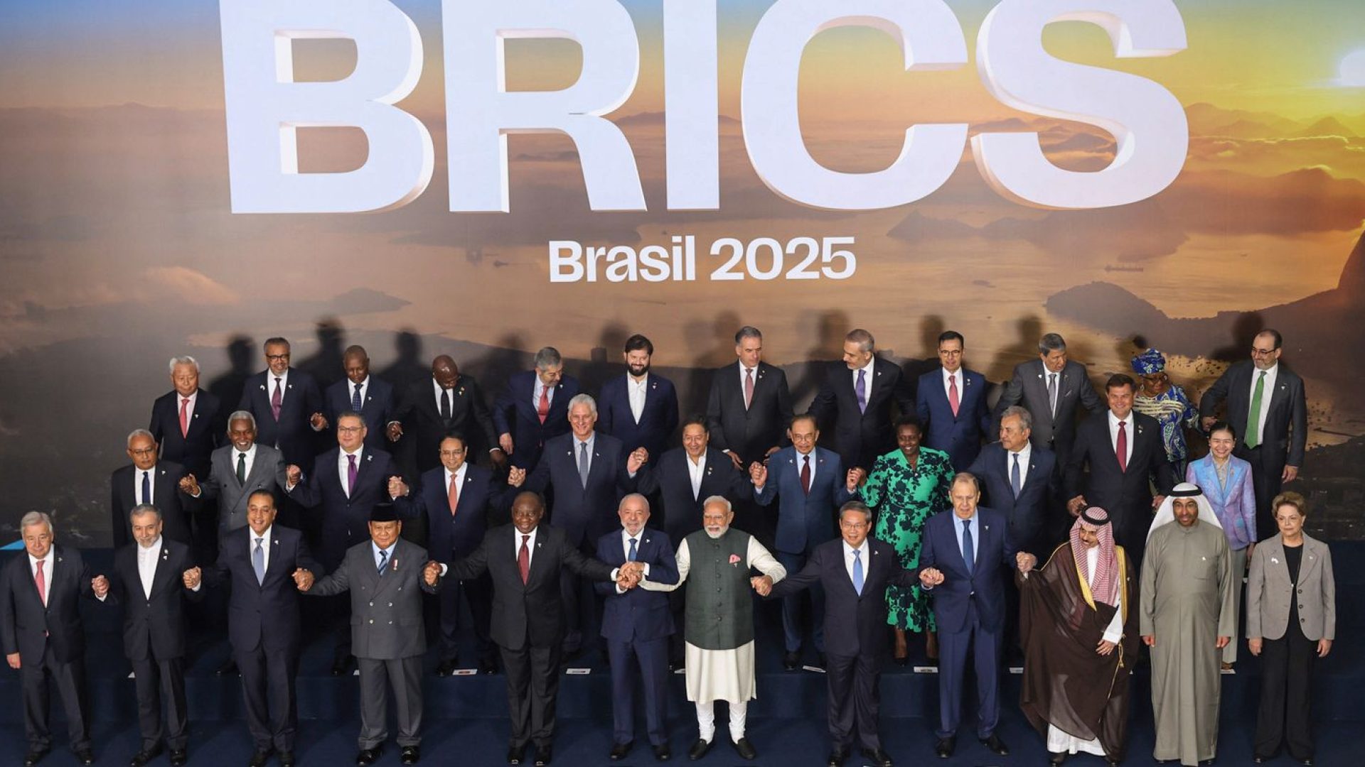 Brasil deve adotar cautela entre EUA e Irã, parceiro do Brics