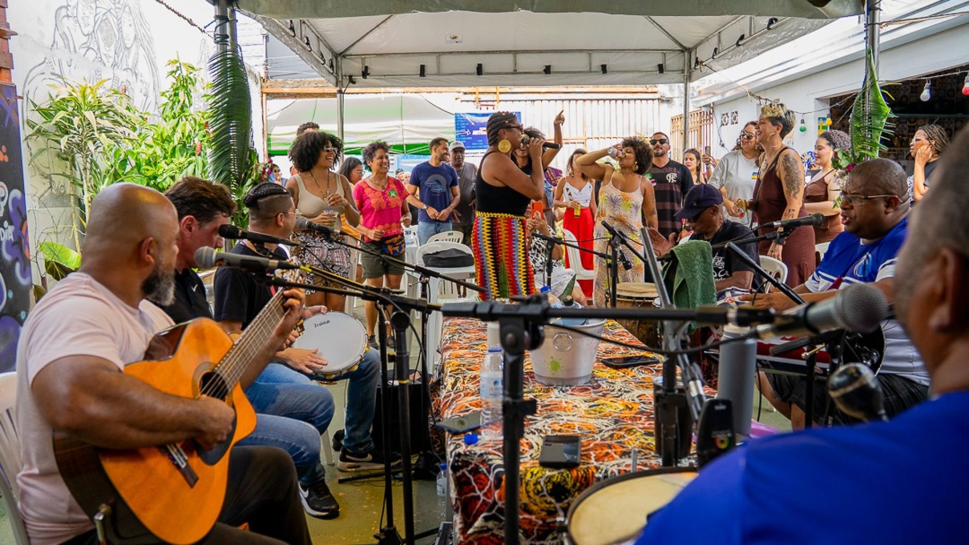 Samba da Akotirene reúne música, ancestralidade e comunidade em Ceilândia