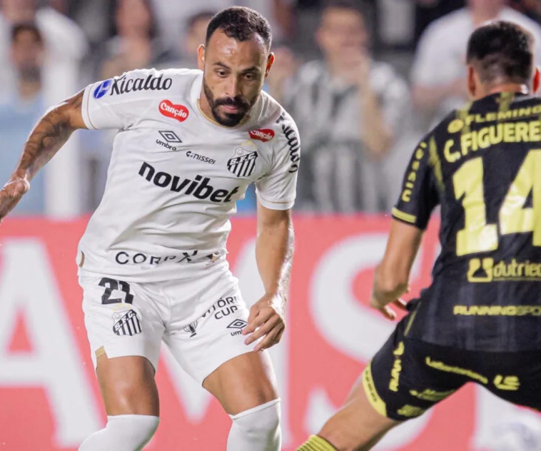 Santos envergonha torcida no dia do aniversário e só empata com o Recoleta
