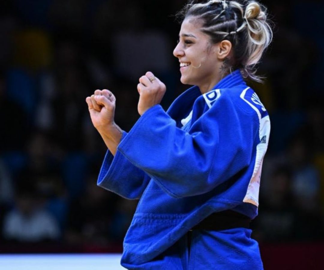 Sarah Souza é bronze em 1º dia do Grand Slam de judô no Cazaquistão