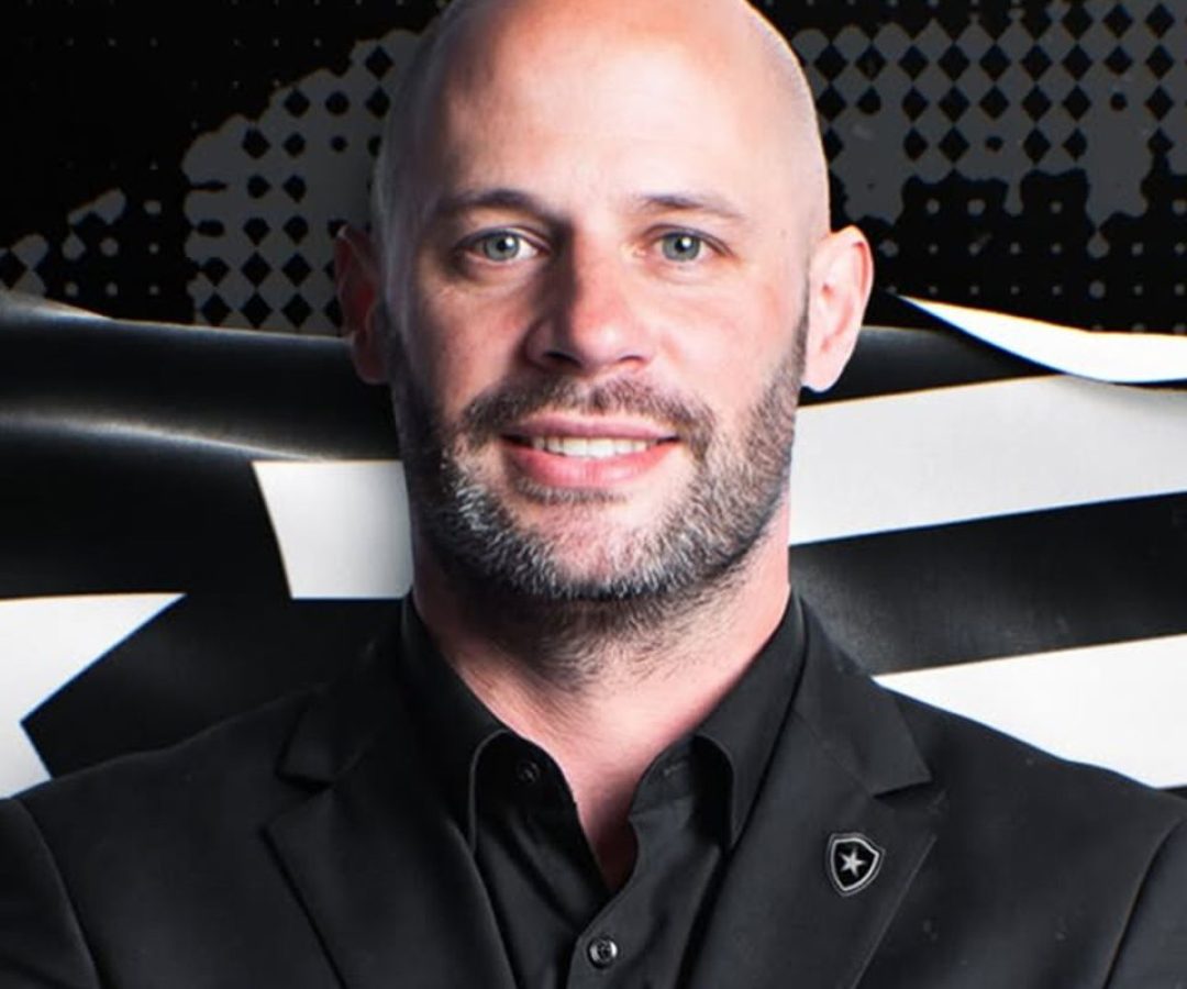 Botafogo oficializa contratação do técnico português Franclim Carvalho