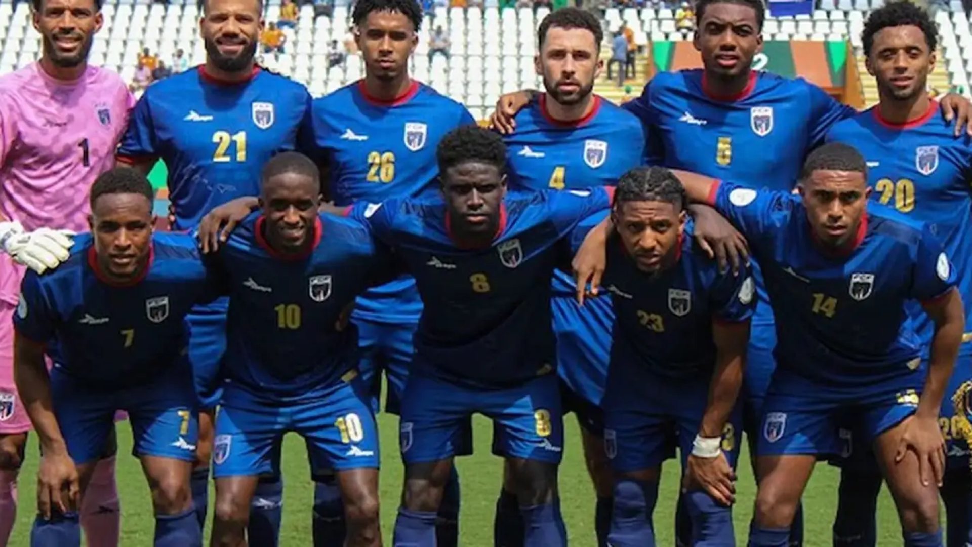 Tubarões Azuis nadam contra a corrente rumo à Copa 2026