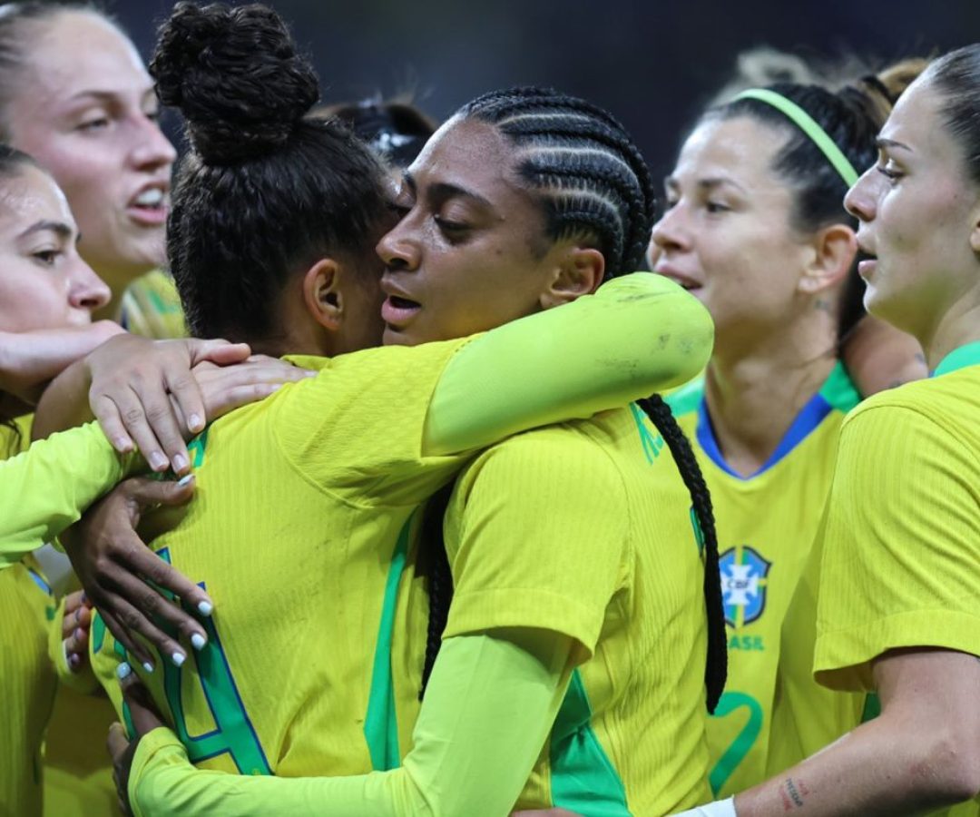 Seleção feminina encara Estados Unidos esta noite em São Paulo