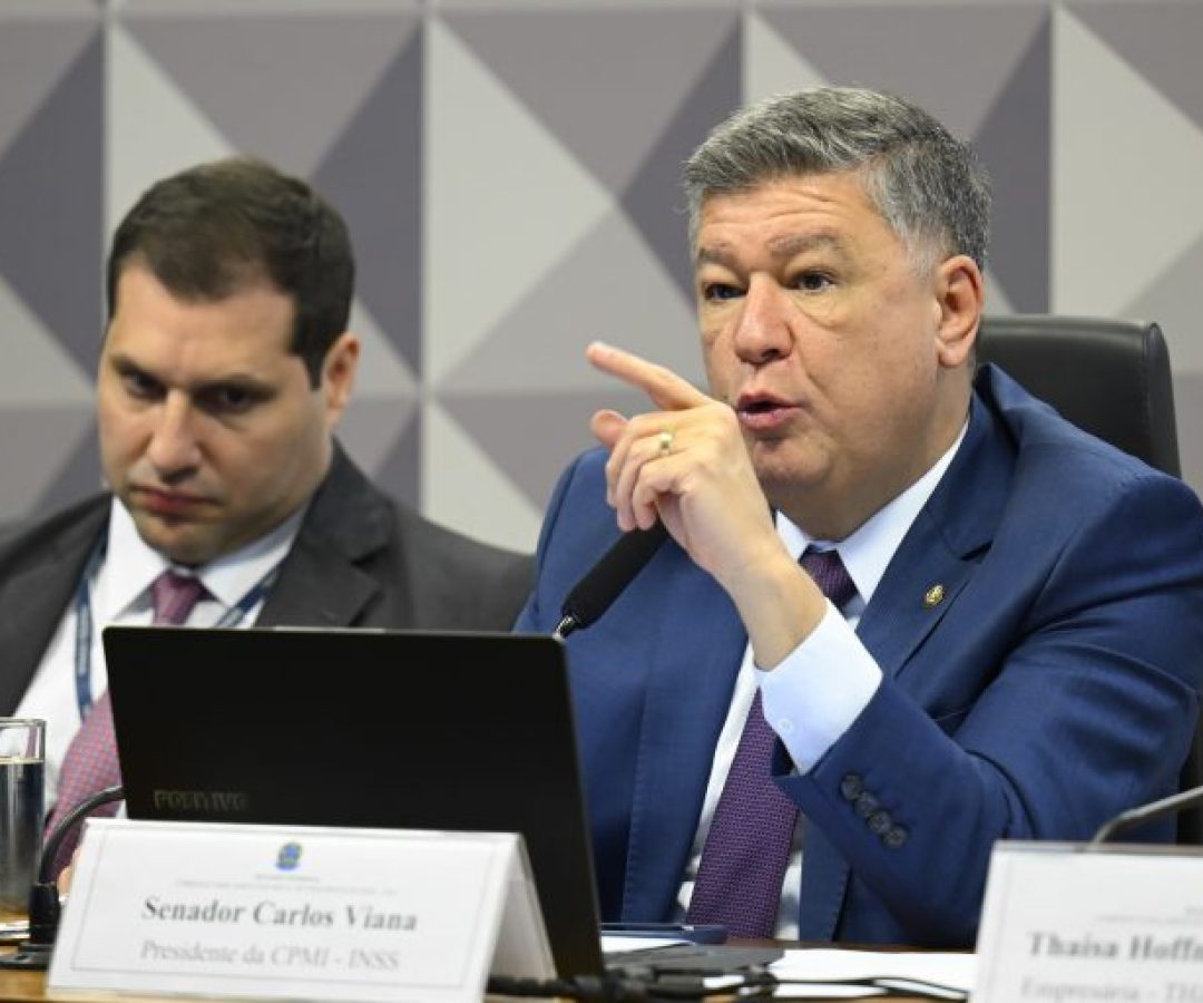 senador-carlos-viana-cpmi-inss-768x512.jpg