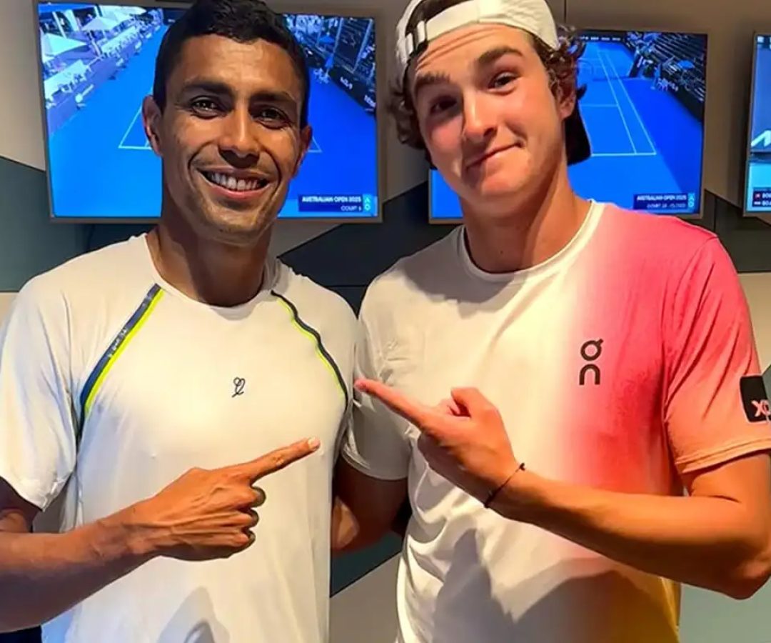 Duelo entre João Fonseca e Thiago Monteiro agita noite do Rio Open