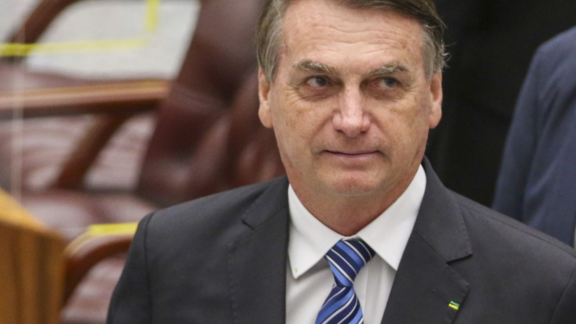 Exército entrega armas de Bolsonaro à PF e informa falta de duas