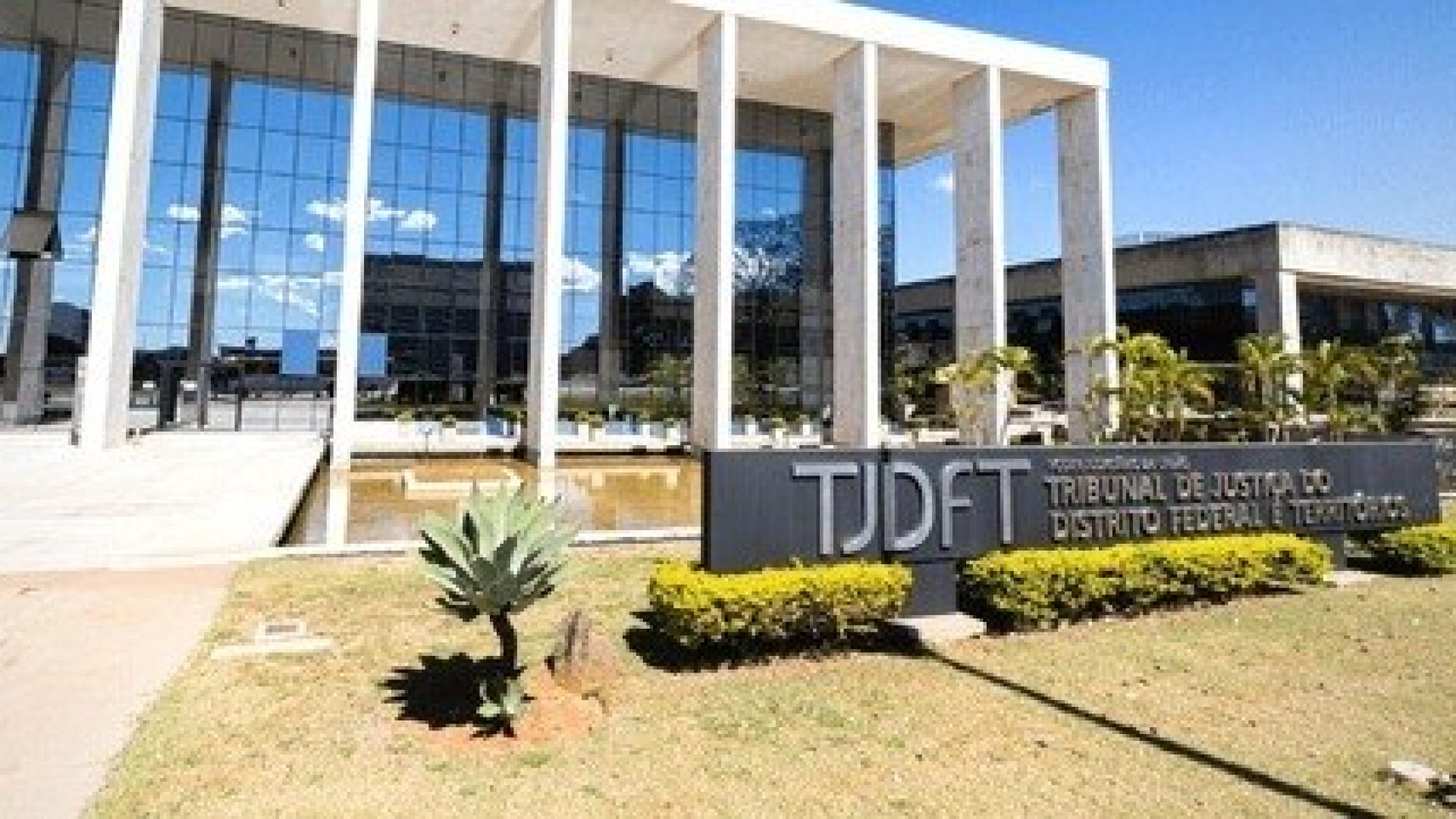 TJDFT mantém condenação de clínica por queimaduras em depilação a laser