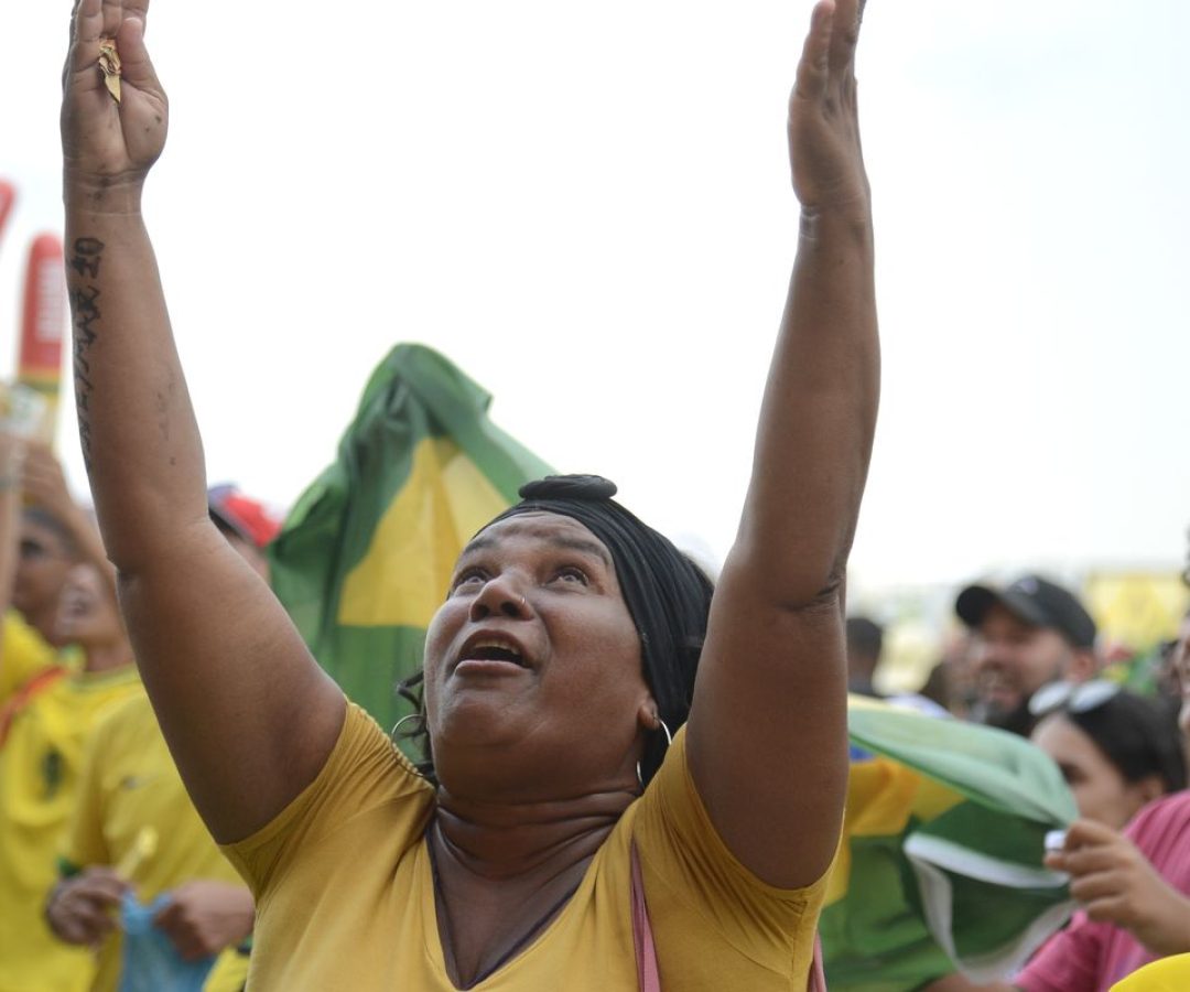 PM reforça a segurança em pontos de concentração de torcedores no Rio