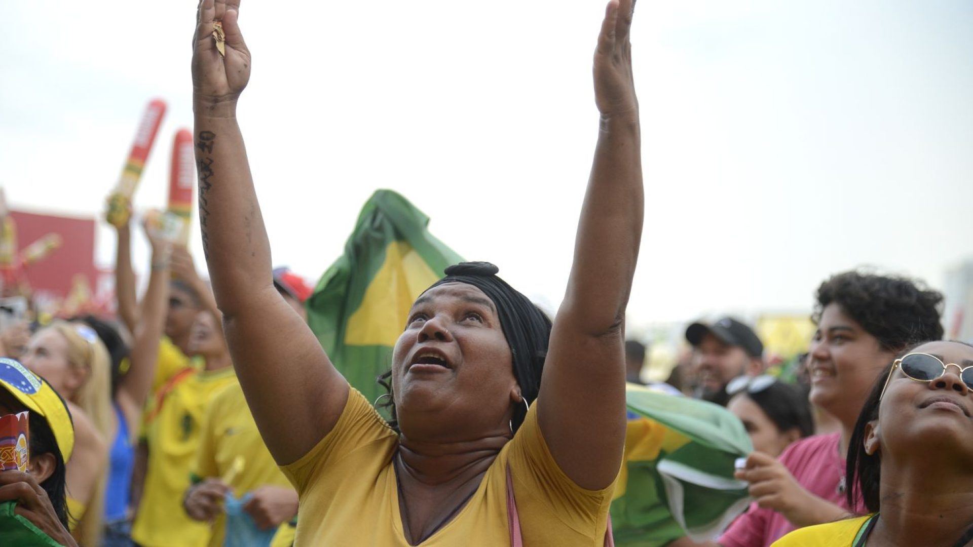 PM reforça a segurança em pontos de concentração de torcedores no Rio