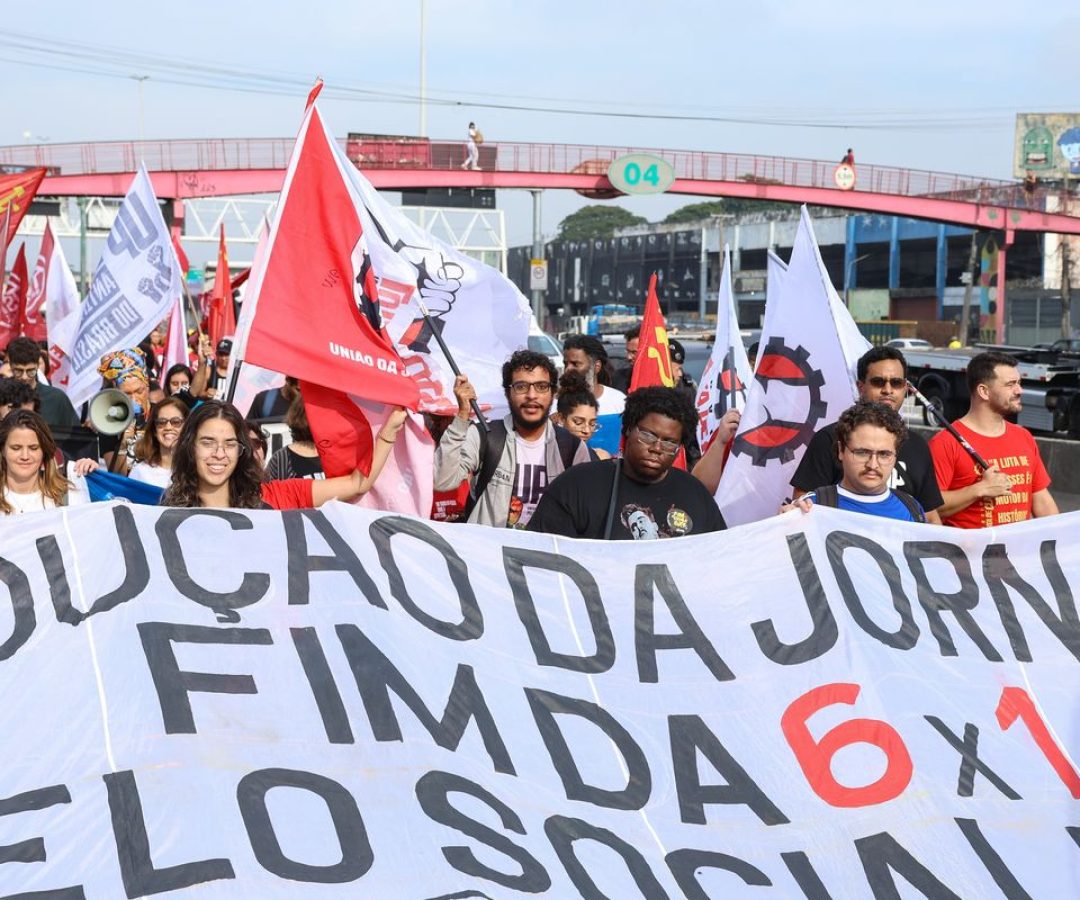 Ato no Rio abre dia nacional para pressionar Senado pelo fim da 6x1