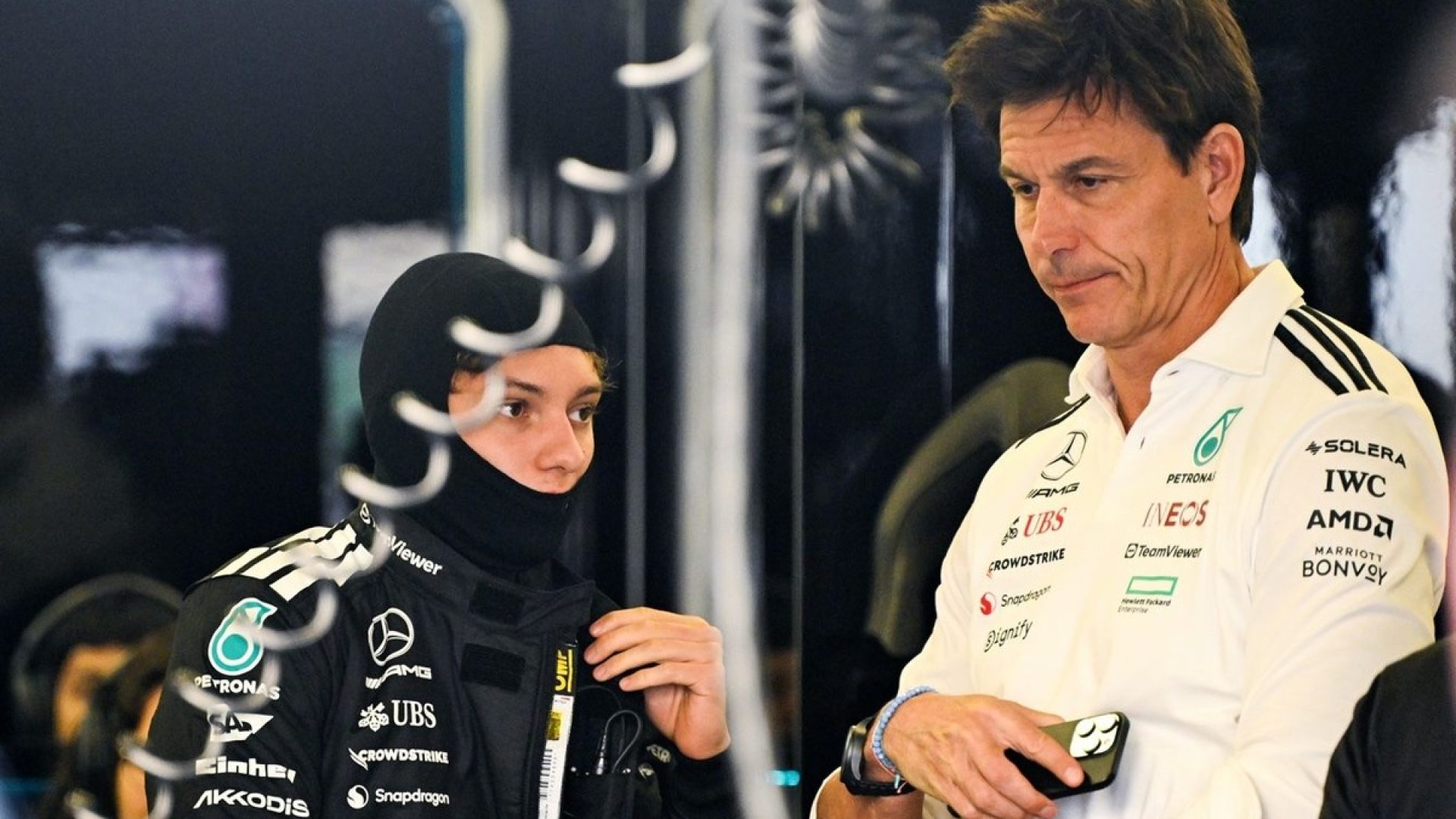 Wolff próximo de vender parte de ações na Mercedes, diz site