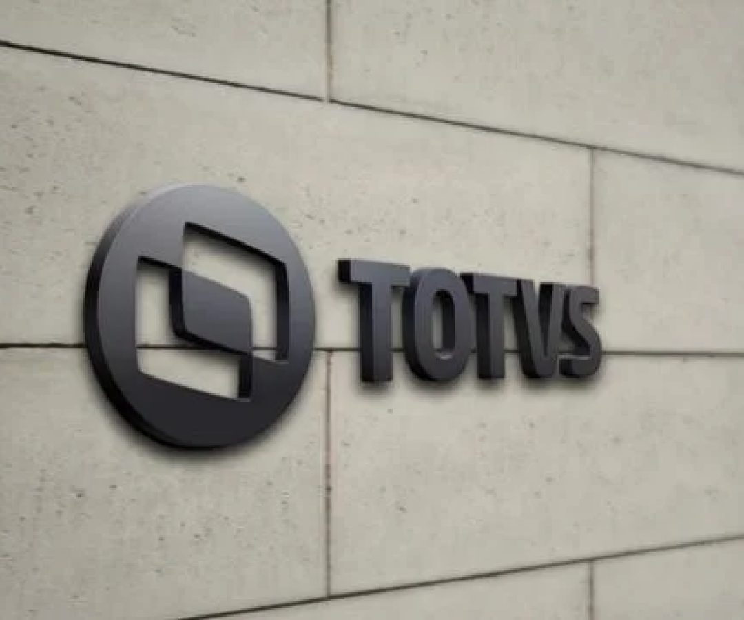 TOTVS (TOTS3) fecha acordo para comprar provedora de tecnologia para RH