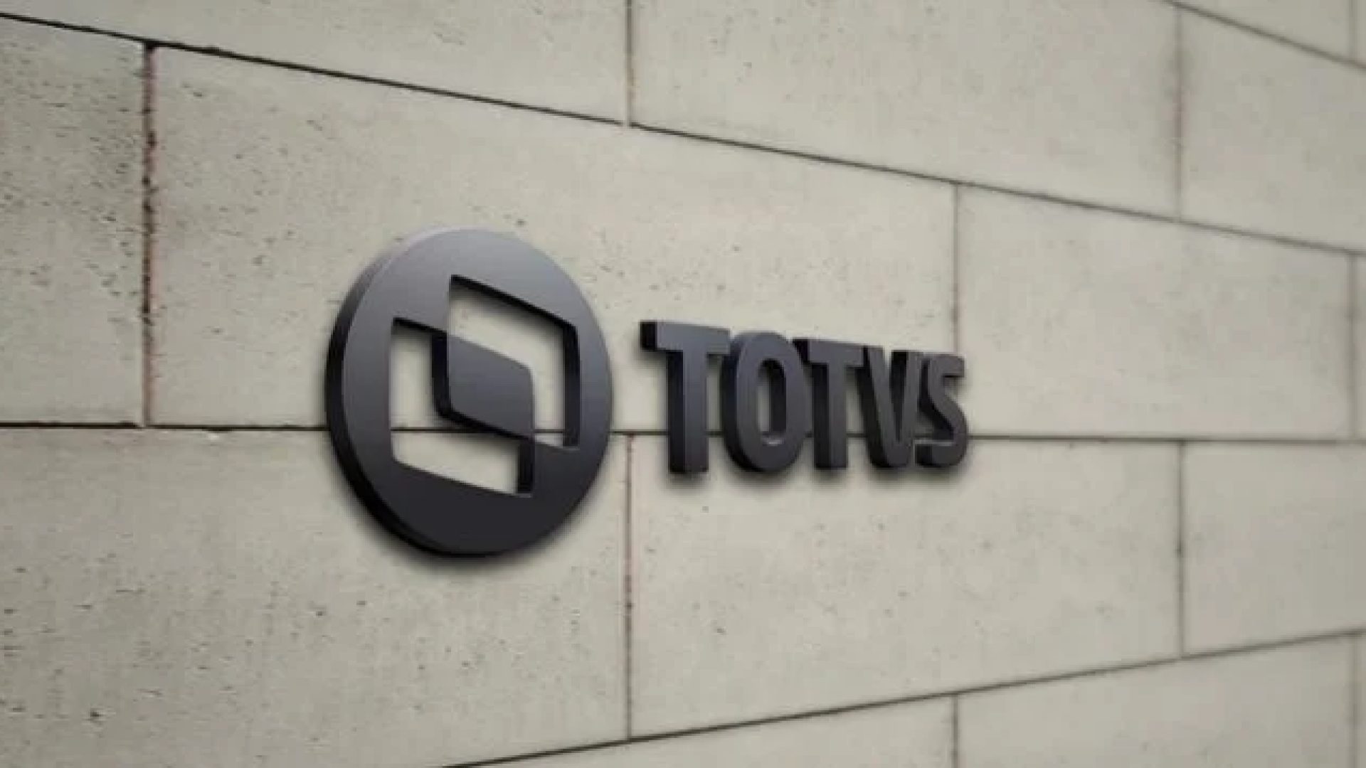 TOTVS (TOTS3) fecha acordo para comprar provedora de tecnologia para RH