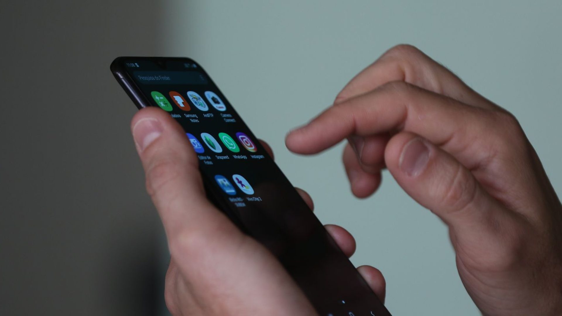 INSS alerta para golpe com aplicativo falso de reembolso