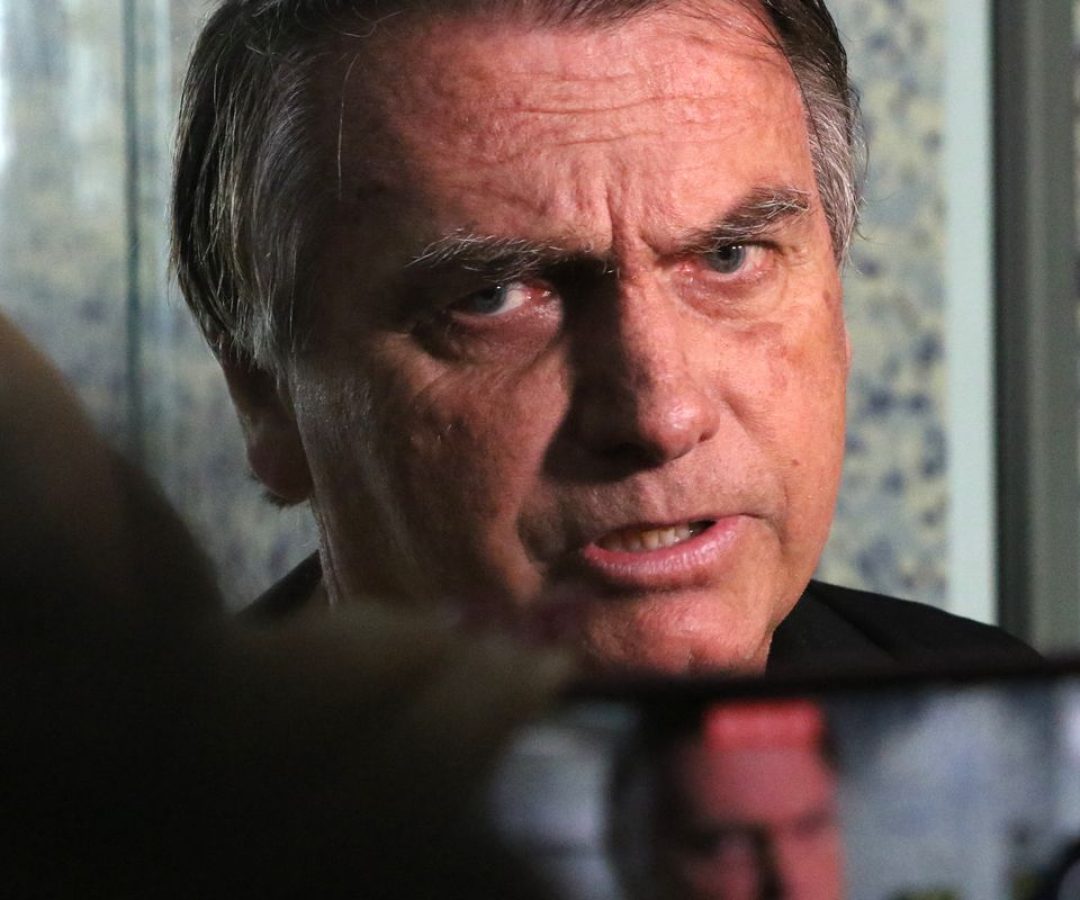 STM autoriza coleta de dados sobre trajetória de Bolsonaro no Exército