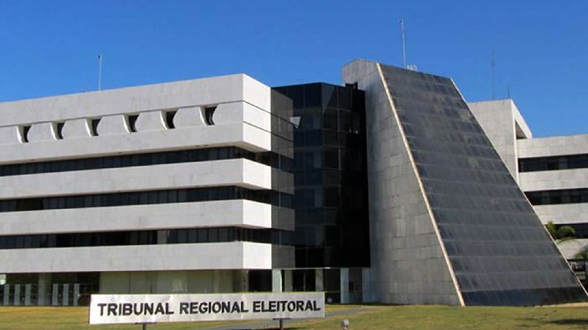 Executivo sanciona leis que liberam recursos para órgãos da Justiça — Senado Notícias