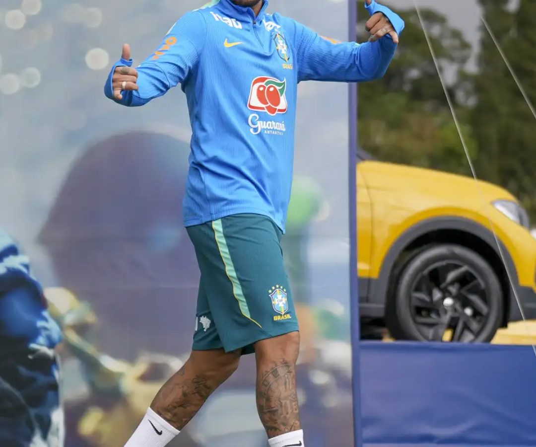 Neymar não viaja com seleção para Cleveland; segue em tratamento