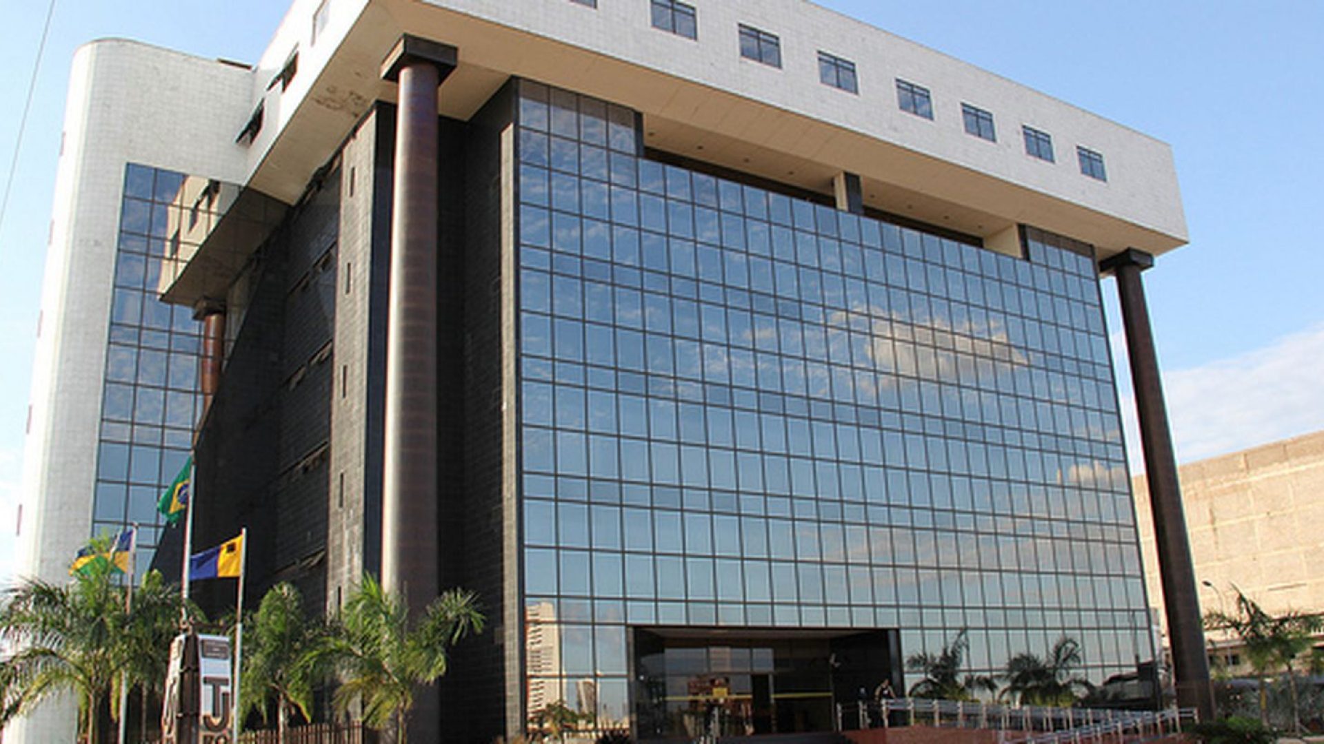 Justiça decreta prisão de suspeito de matar professora em Porto Velho